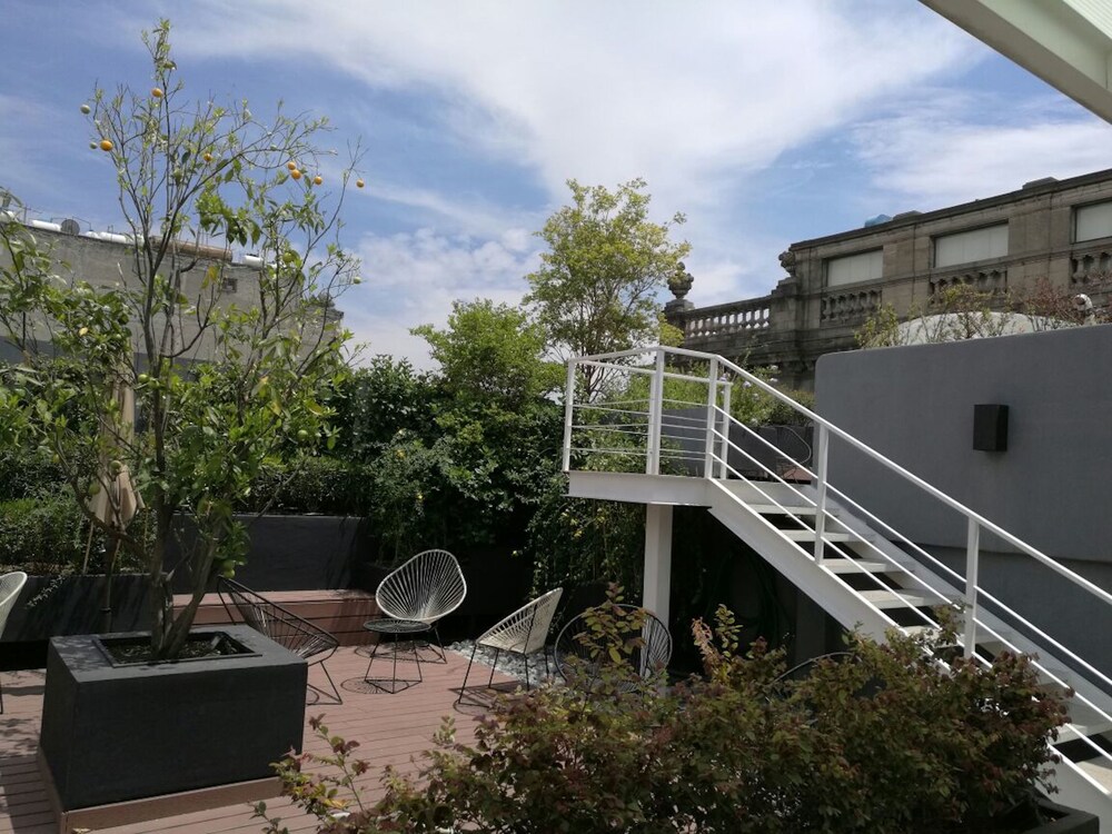 MyPlace Donceles