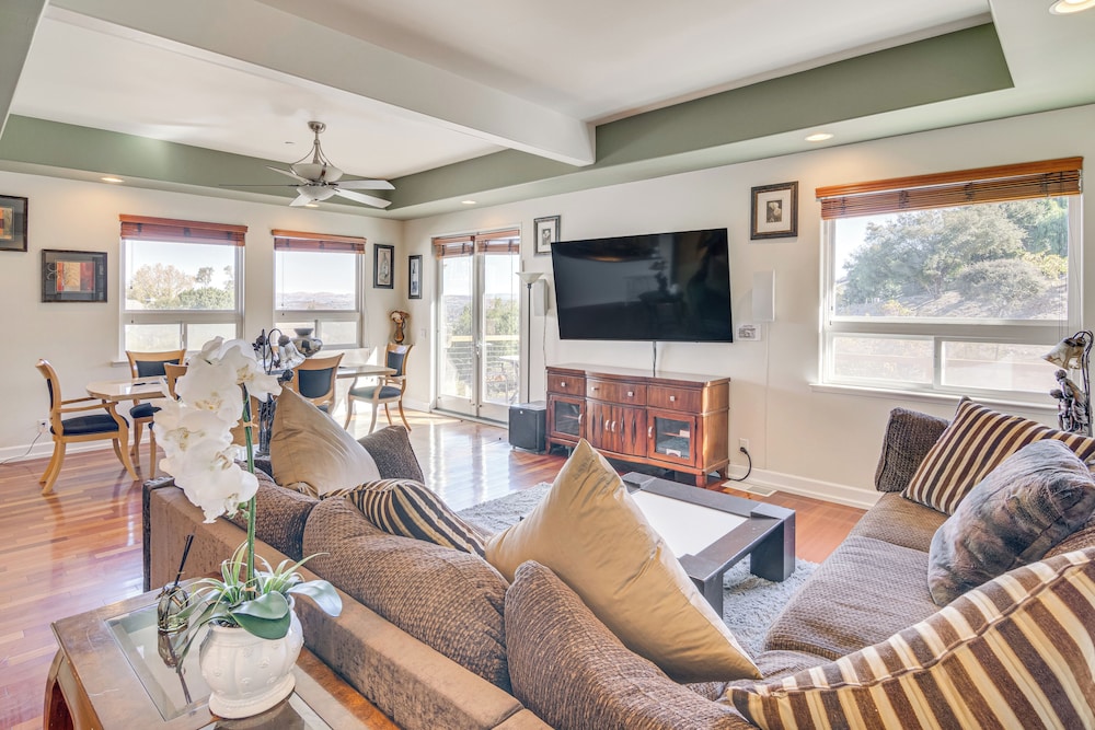 Home Close to Trails & Shopping in Thousand Oaks!
