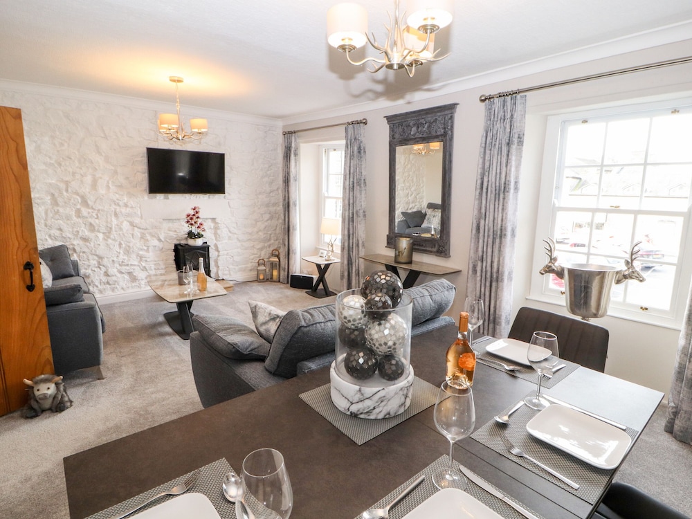 Market Square Maisonette