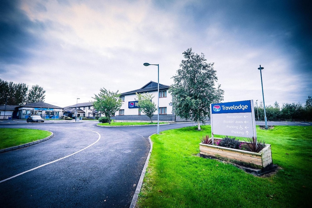 Limerick Vacations - Travelodge Hotel Limerick Ennis Road - Property Image 2