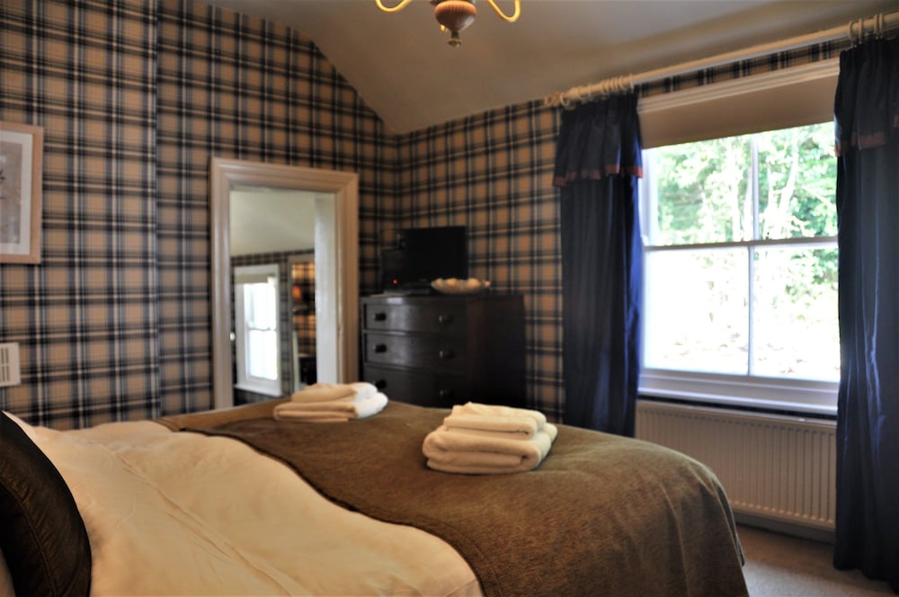 Tir-y-Coed Country House view 3