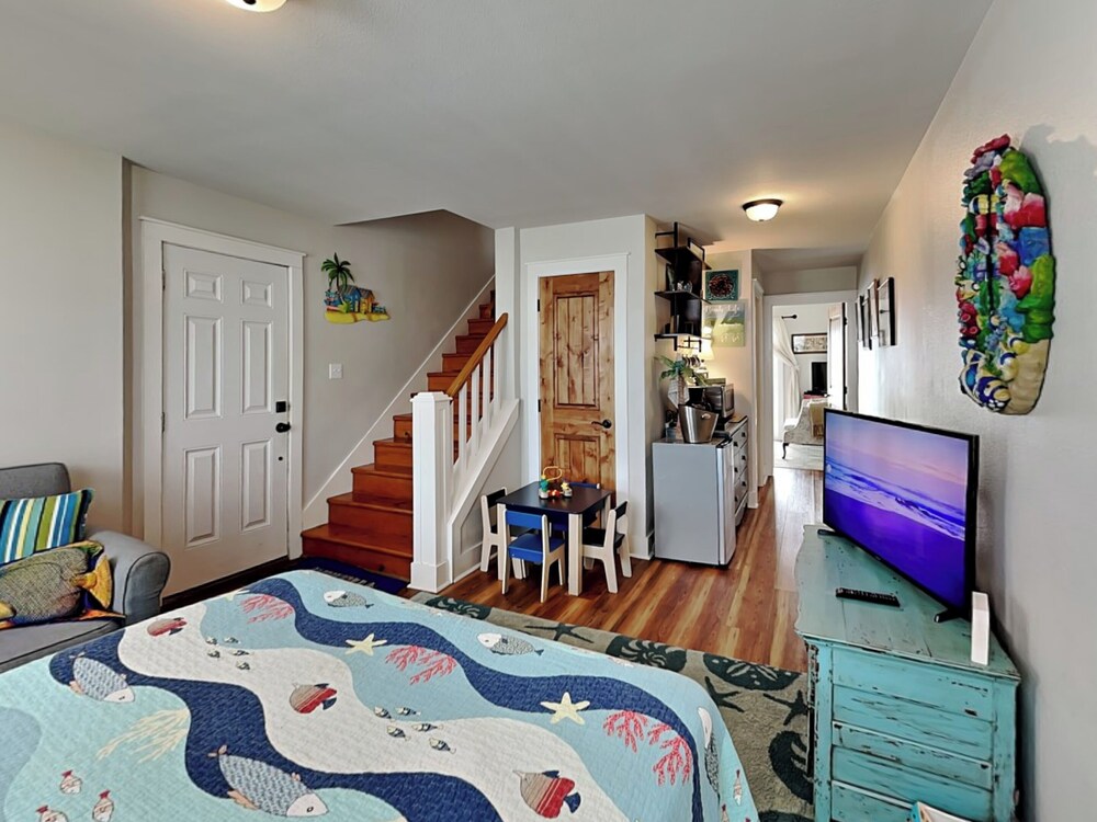 Casa Del Sol by Miss Kitty’s