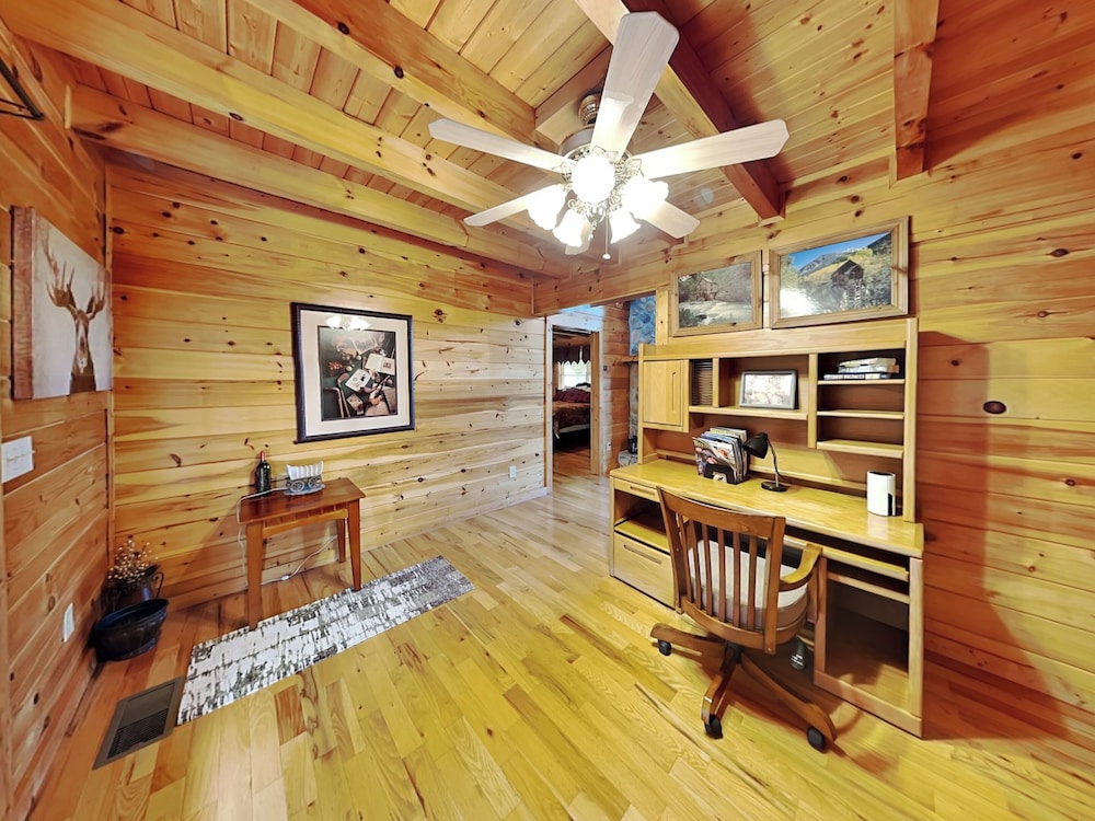 Pinnacle Place by Jackson Mountain Rentals