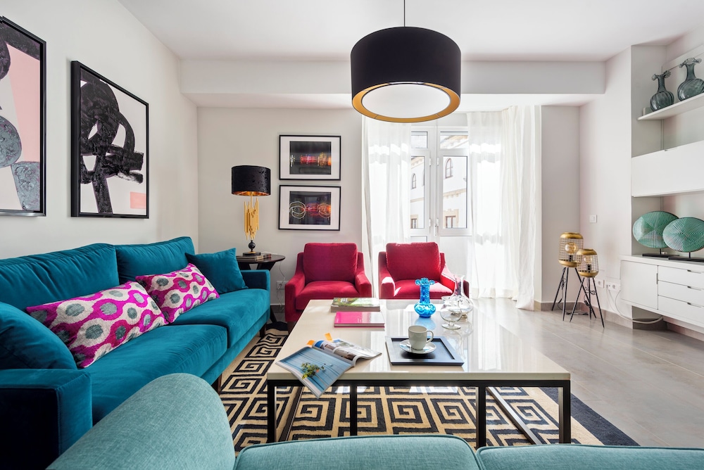 Genteel Home Albareda view 3