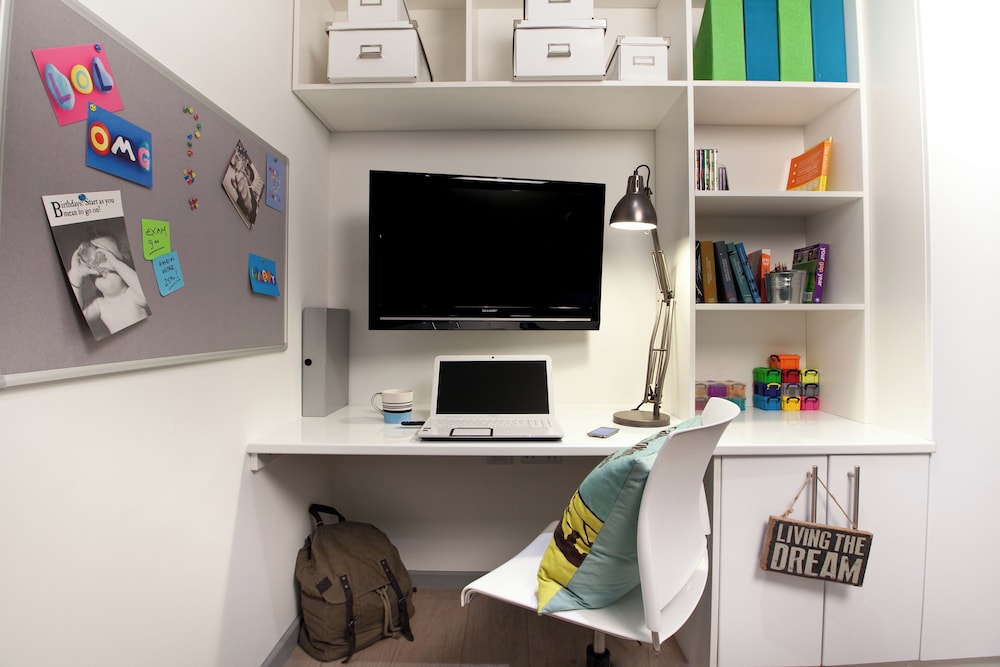 Student Only Summit House