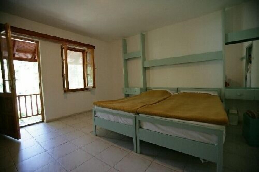 Altin Camp & Park Hotel
