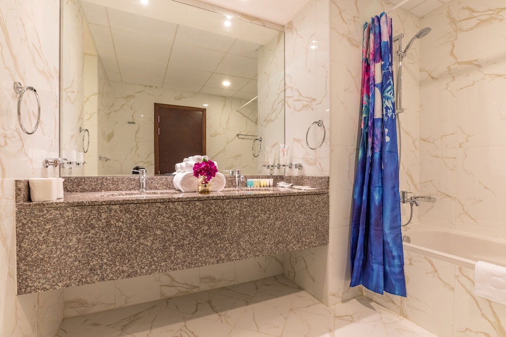 GLOBALSTAY. Sarai Private Pool Homes and Villas