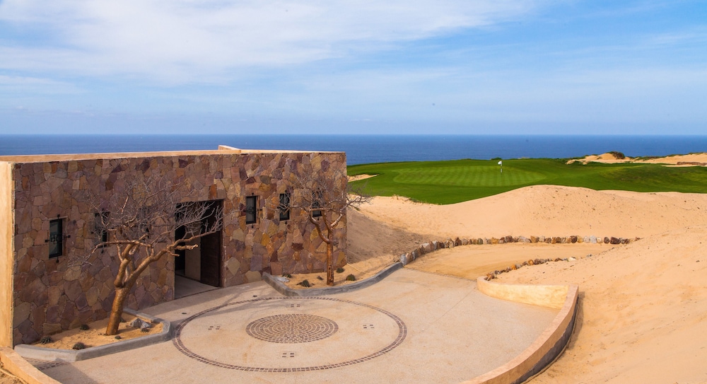 Quivira Los Cabos Condos & Homes - Vacation Rentals