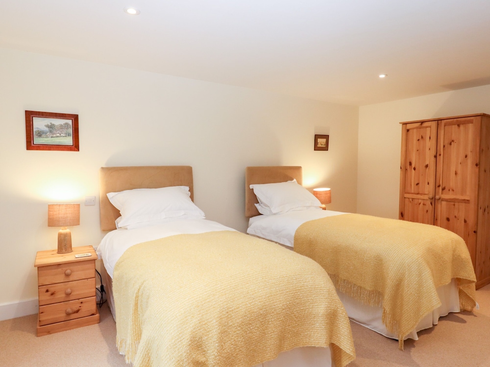 Dishcombe Cottage