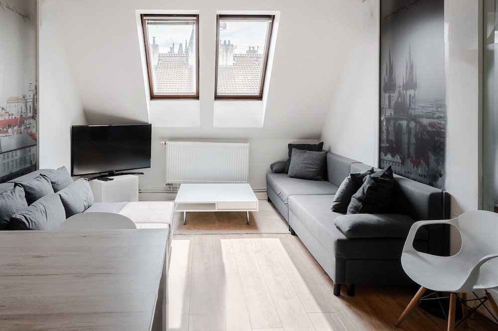 Apartment & Parking
