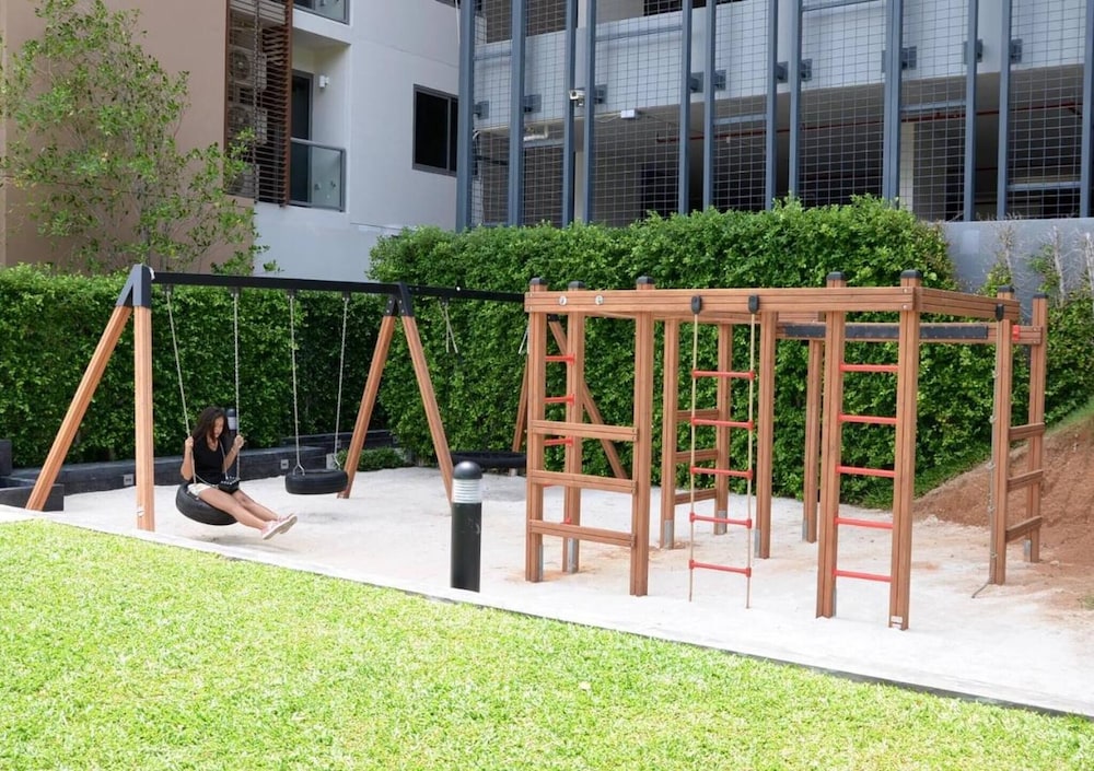 Sea View High Floor 2 Bed Room-excellent Location