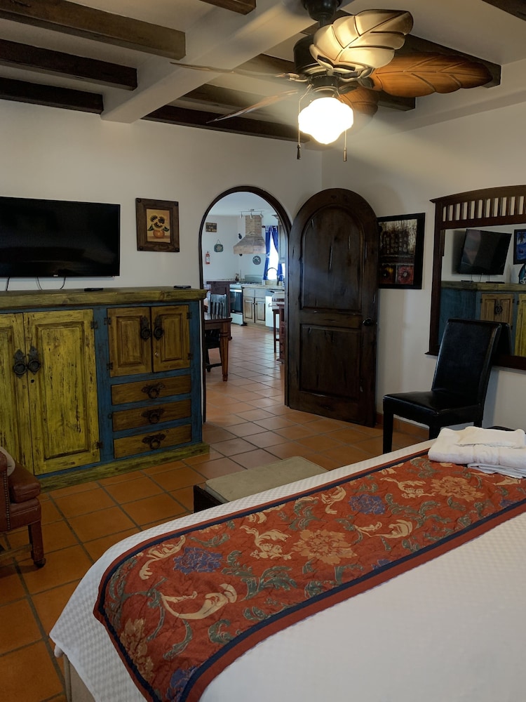 Casa Playa Baja