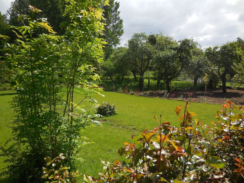 Le Jardin-chambres D'hôtes en Baie