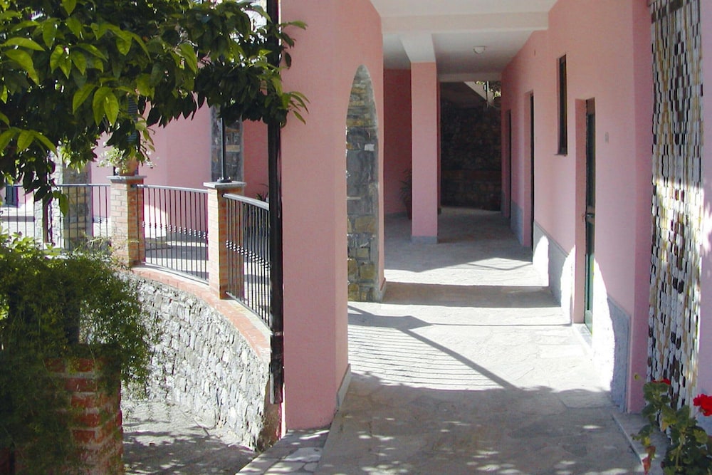 Apartment in Castellaro With Garden view 5