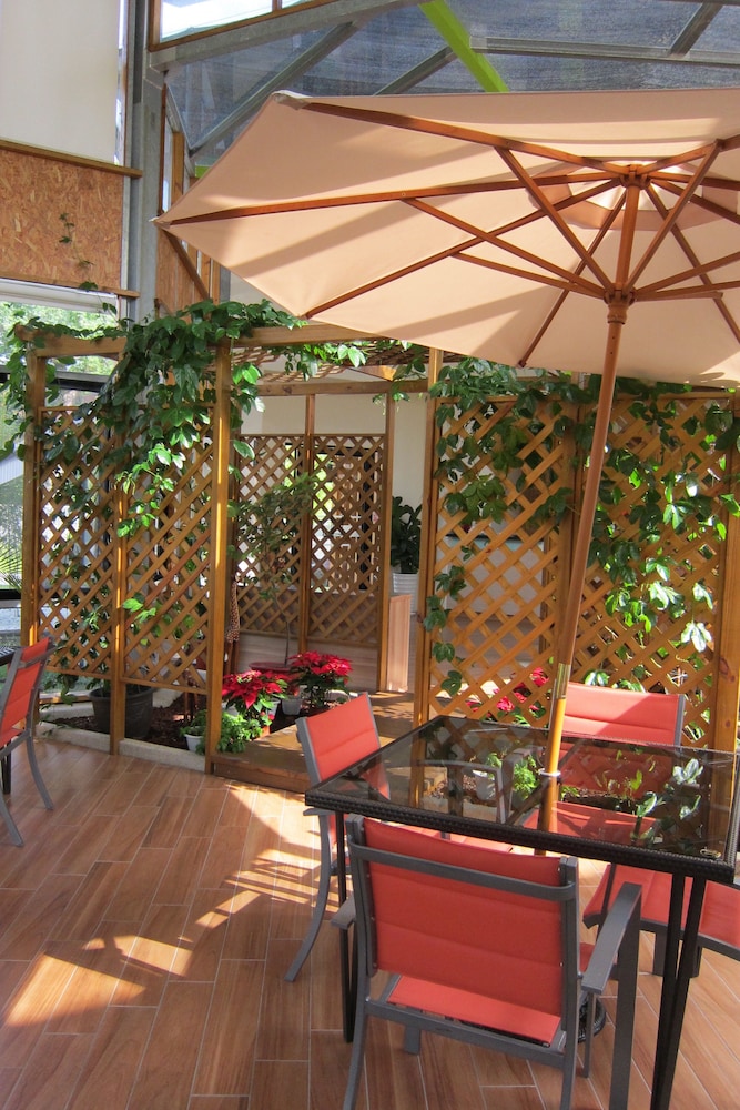 Green Willow House