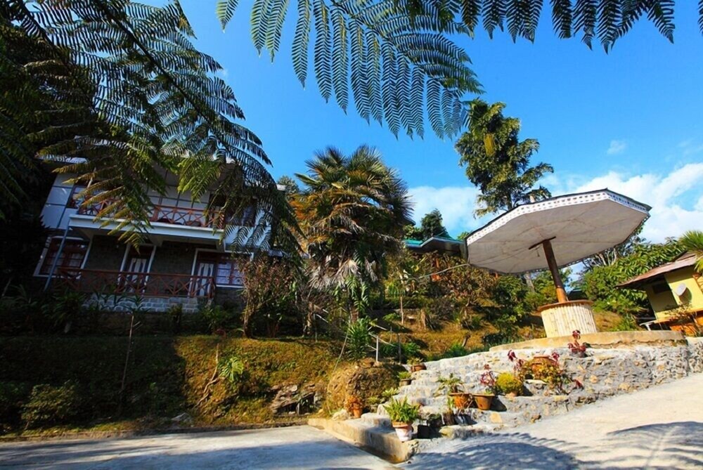 Hotel Teen Taley
