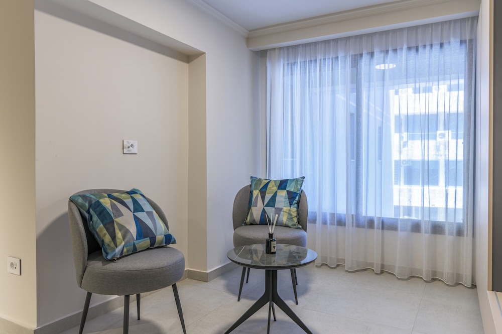 CityZen - Boutique Studios in Achrafieh