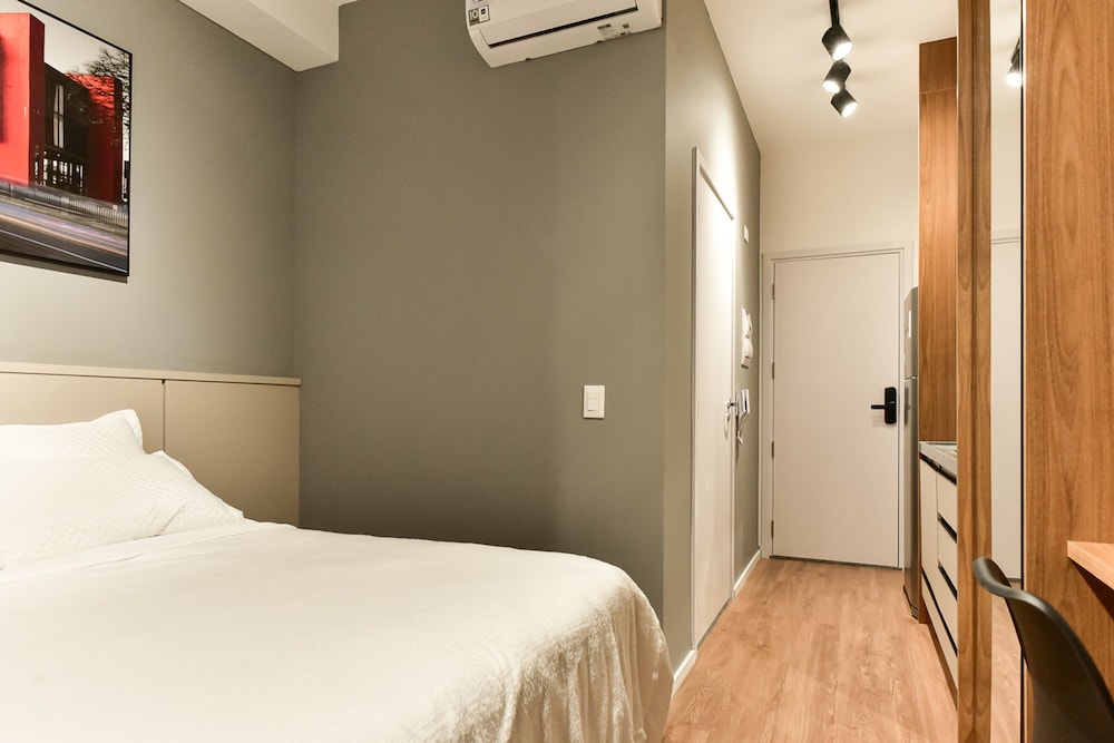 Studio Moderno c Academia a 800m do Metr Brooklin