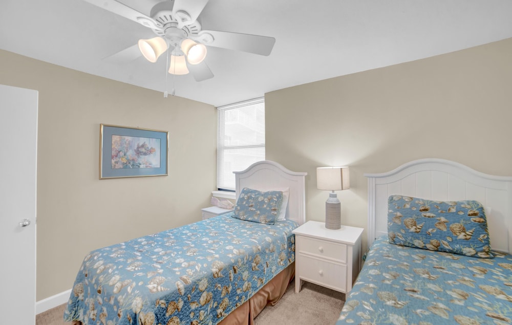 Gulf House 401