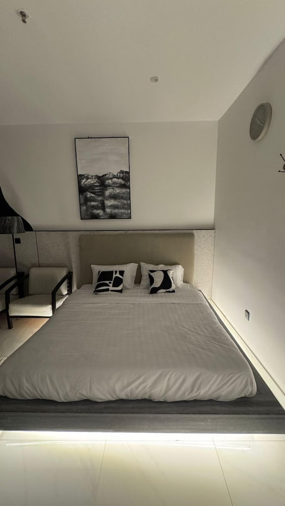 Suites OrbitNet Compound