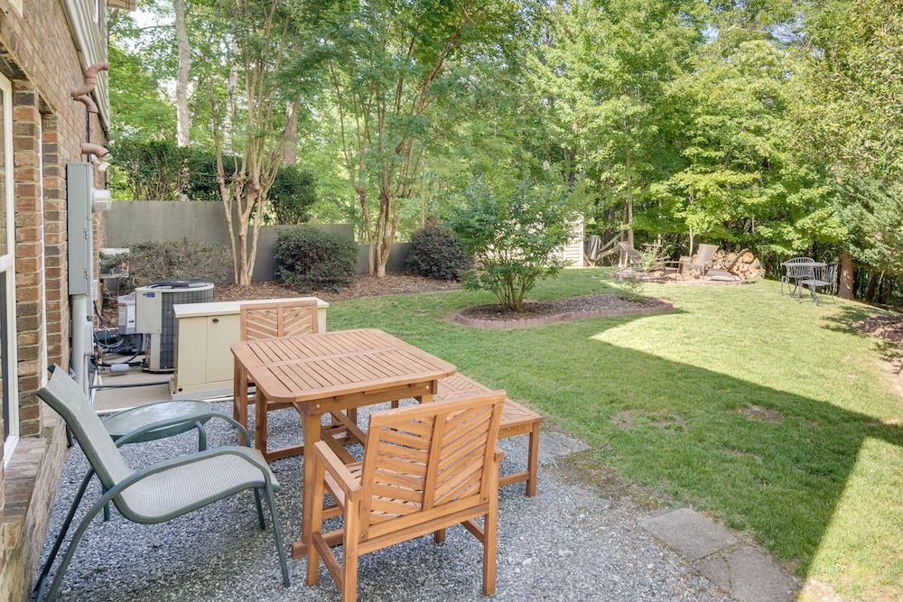 Lake Lure Home w/ Beach Access, Near Chimney Rock! view 4