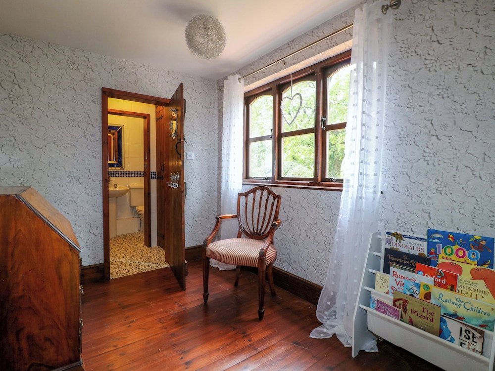 Woodpit Cottage