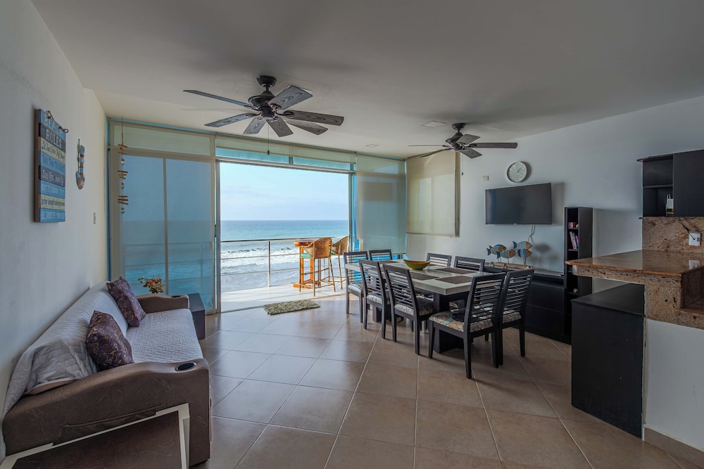 SUIT BRISAMAR SANTA MARIANITA BeachManta
