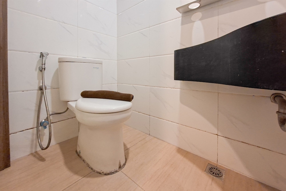 Good Deal Studio At Sky House Bsd Apartment
