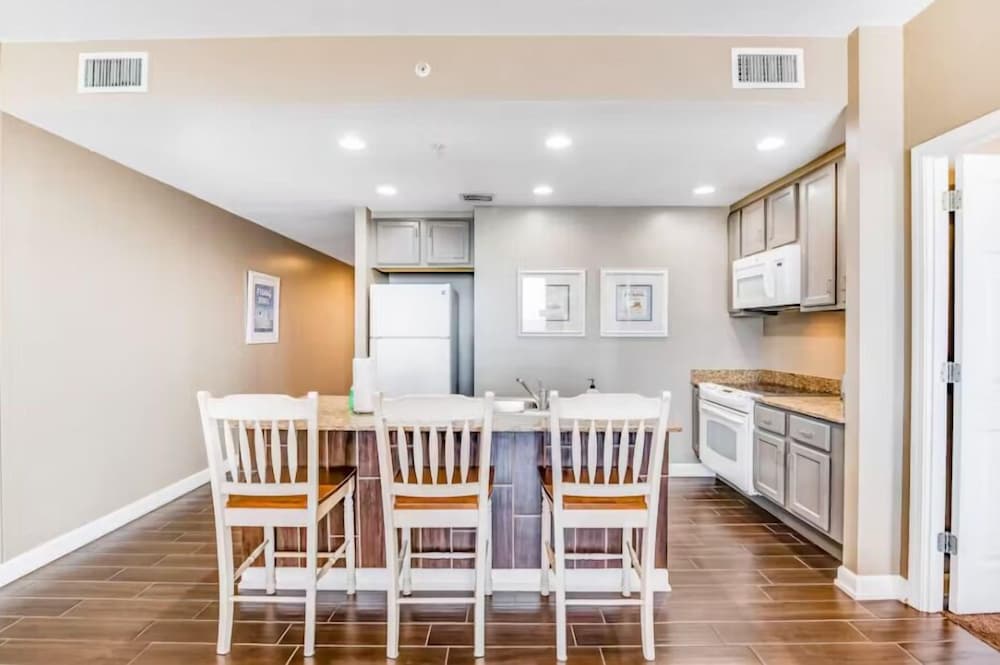 Sterling Reef 405