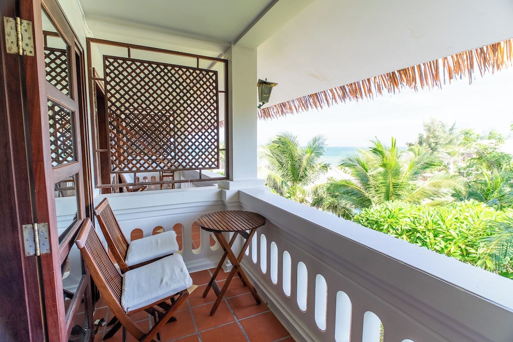 Allezboo Beach Resort & Spa