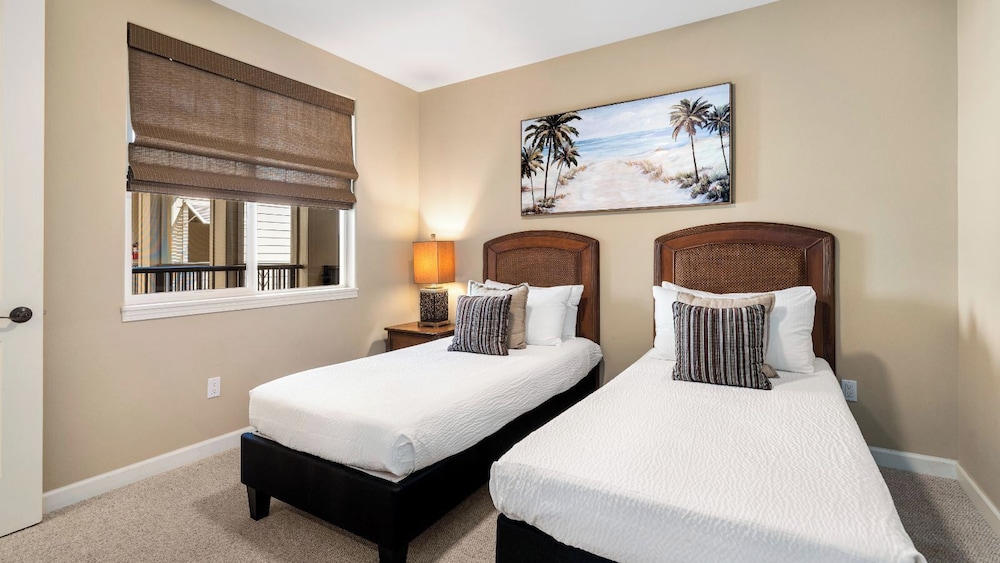 Family-friendly Waikoloa Villa - Pools, Golf & Walk to A-bay Adventures - Vrkcv