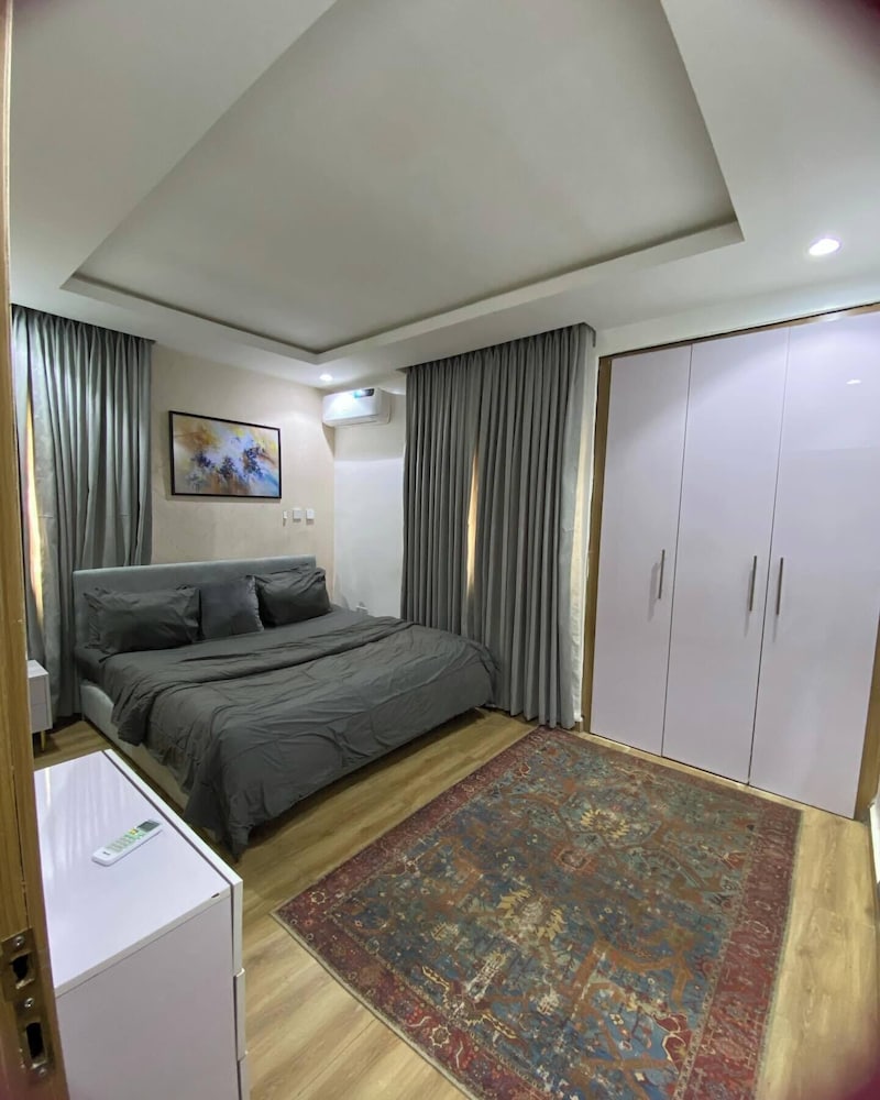 HEIK APARTMENT