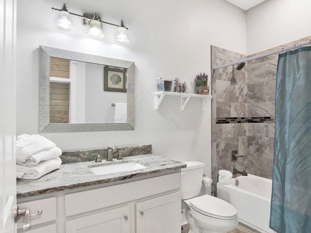 Bay Dream Believer by Southern Vacation Rentals