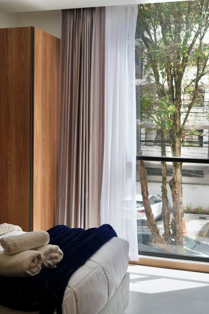 ADN Apartments and Studios