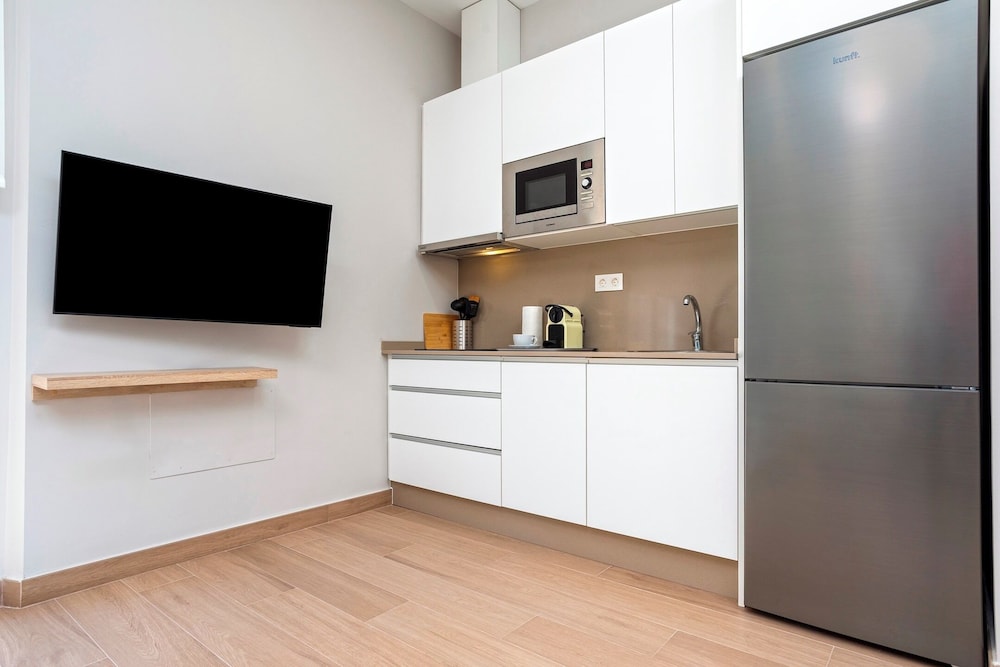 Nice apt With Terrace in Malaga. Trinidad Grund B