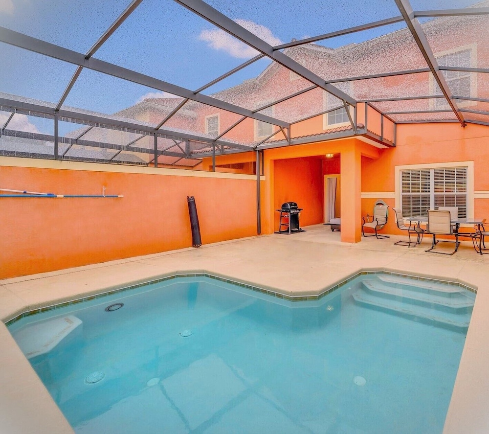 Private Pool Getaway! Near Theme Parks! - Image 4