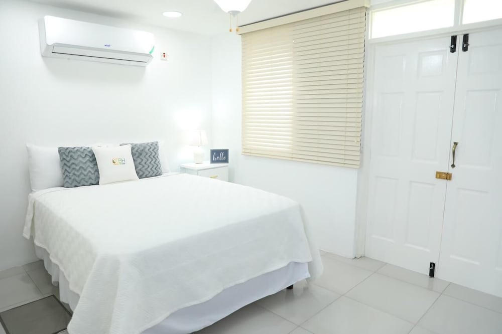 Kingston Guest Apartment At Valencia view 5