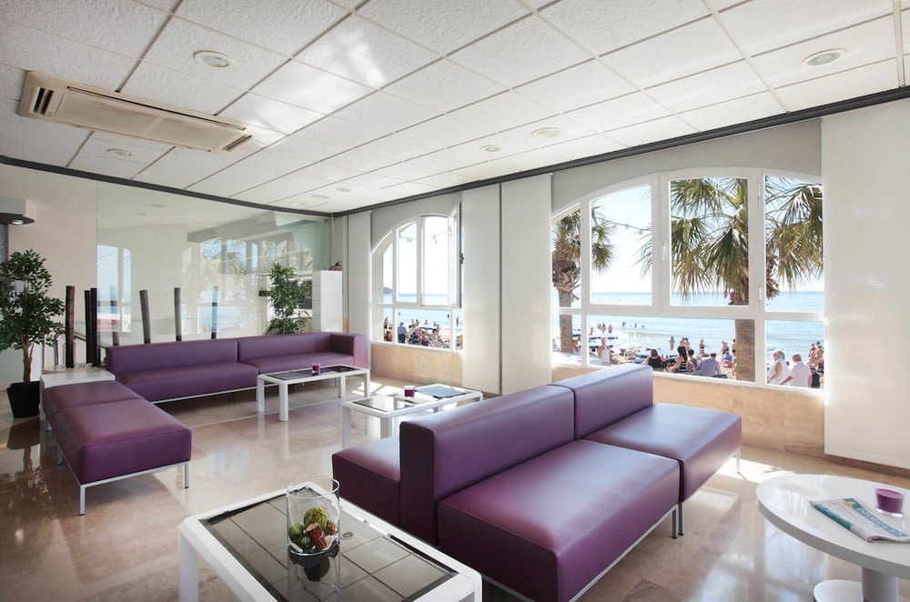 Hotel Bilbaino - Image 1