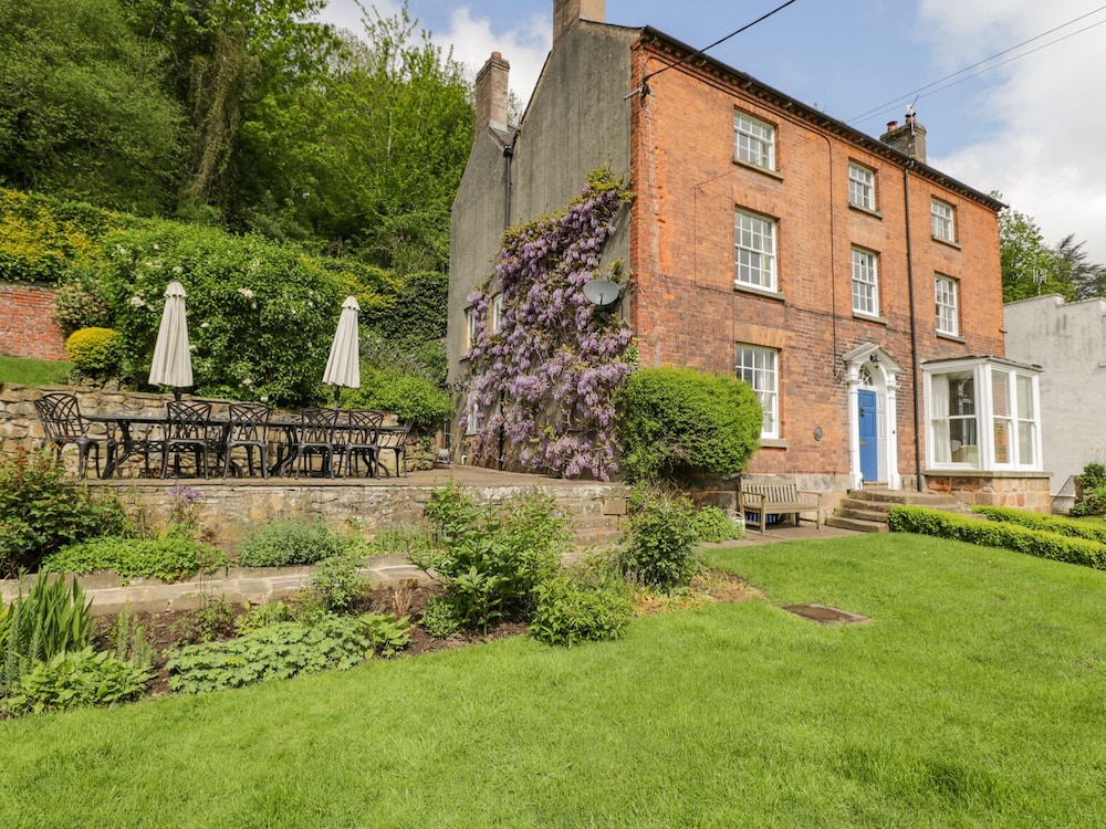 Viaduct House