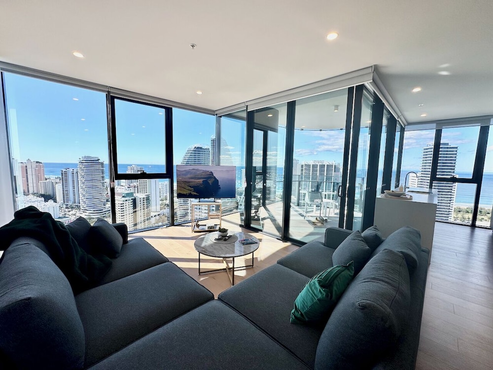 The Star Residences 13203