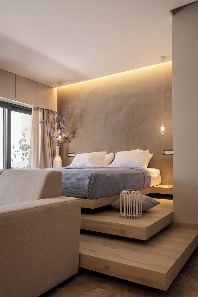 Kira Elegant City Nest