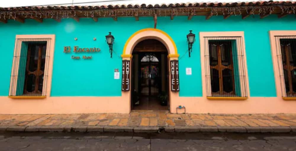 Hotel Gran Hotel El Encanto - Image 1