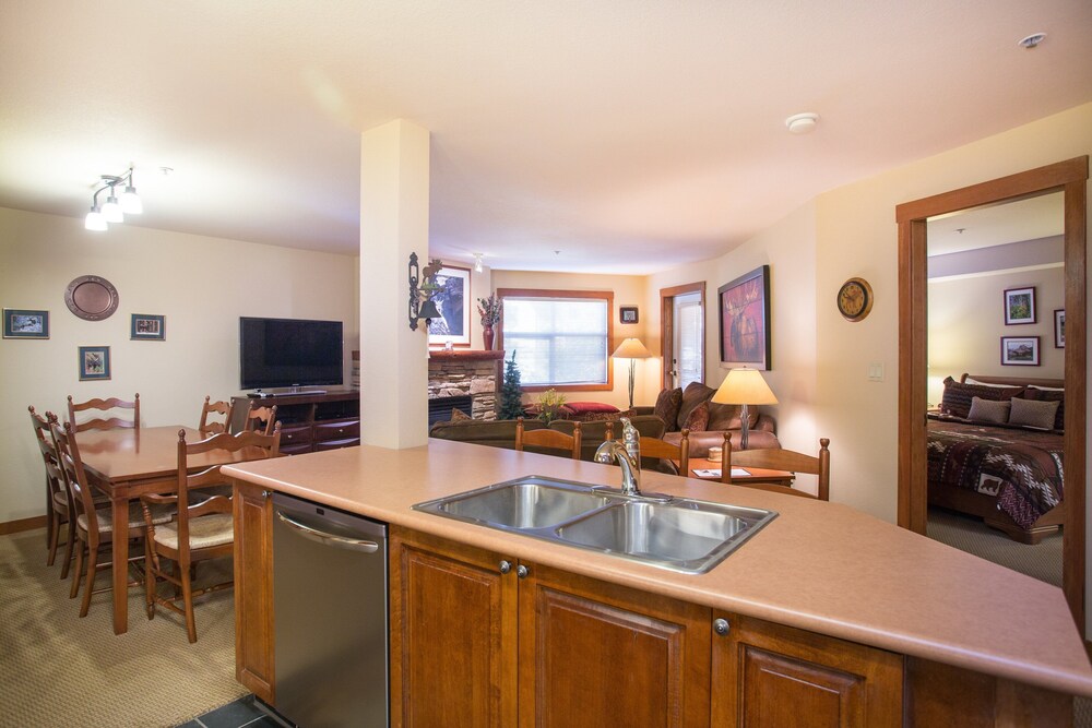 Powderhorn Lodge Deluxe Condos - Solitude UT