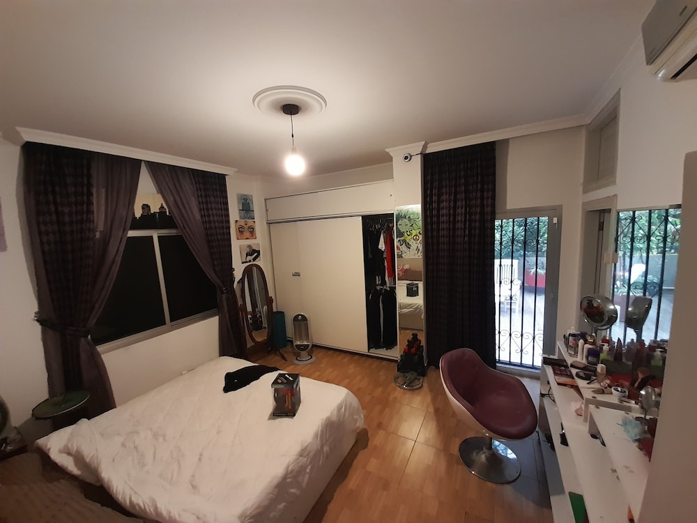 hotel room