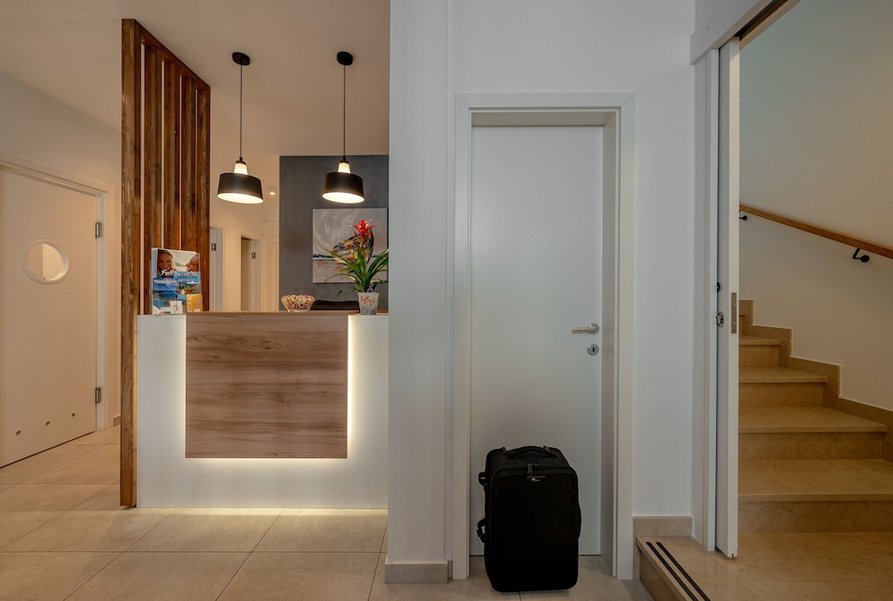 Seven Seas Residence view 3