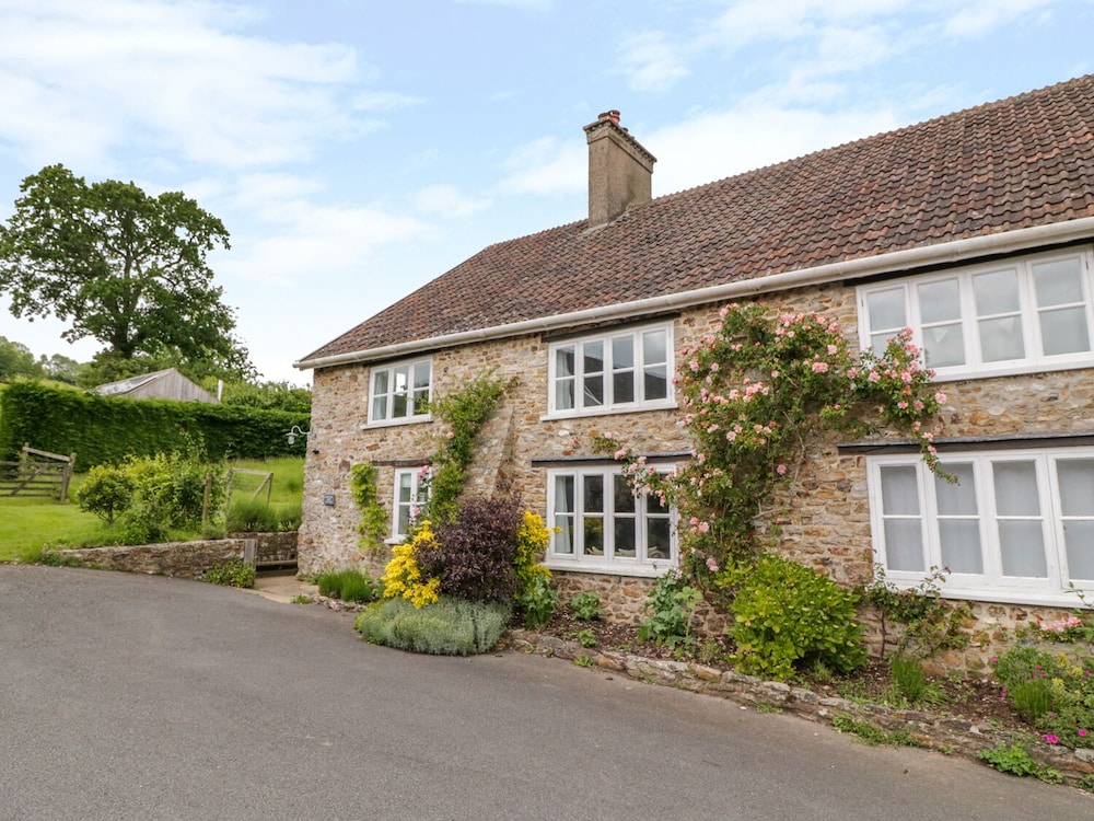 Whitehall Farm Cottage view 4
