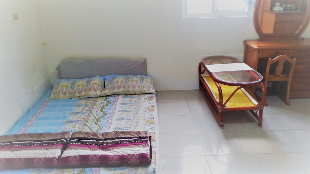 Hai Xia Your Home