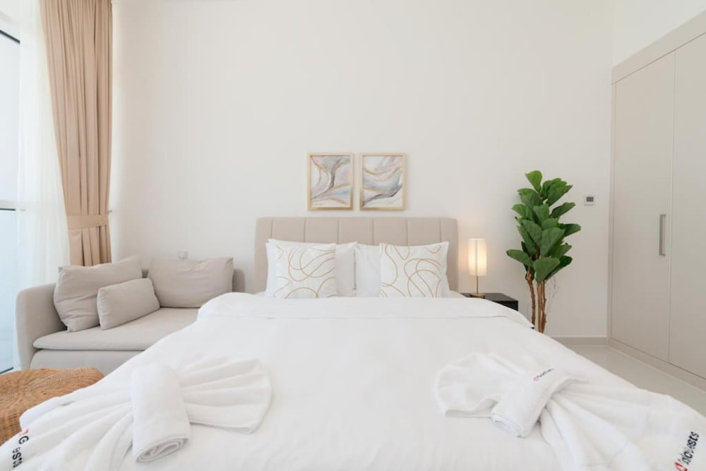 Elegant Studio at Damac Hills Carson B