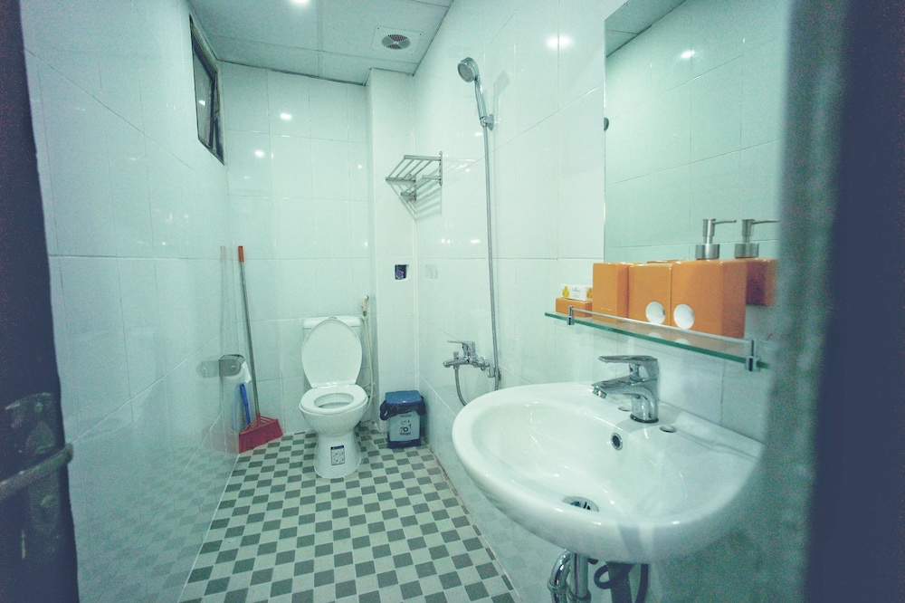 Hanah's Tiny Hanoi Homestay
