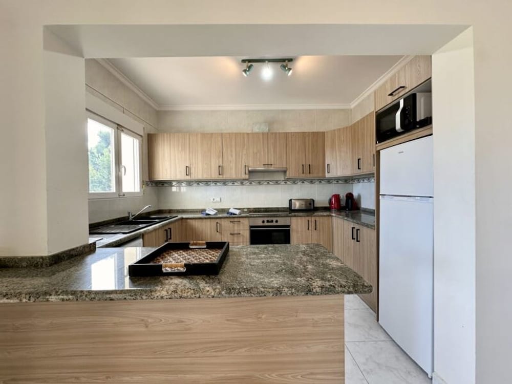 Three Bedroom Villa With Private Pool in Moraira